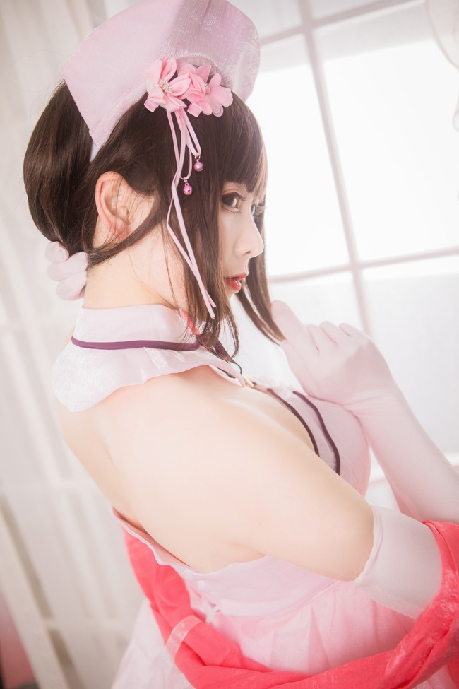 cos路人女主加藤惠文库礼服