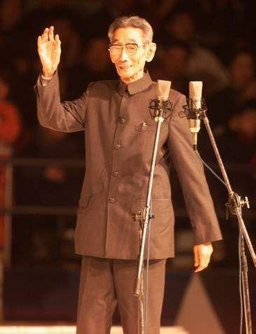 他是相声界泰斗,奉行"三合一"养生的马三立,不愧是"老顽童"