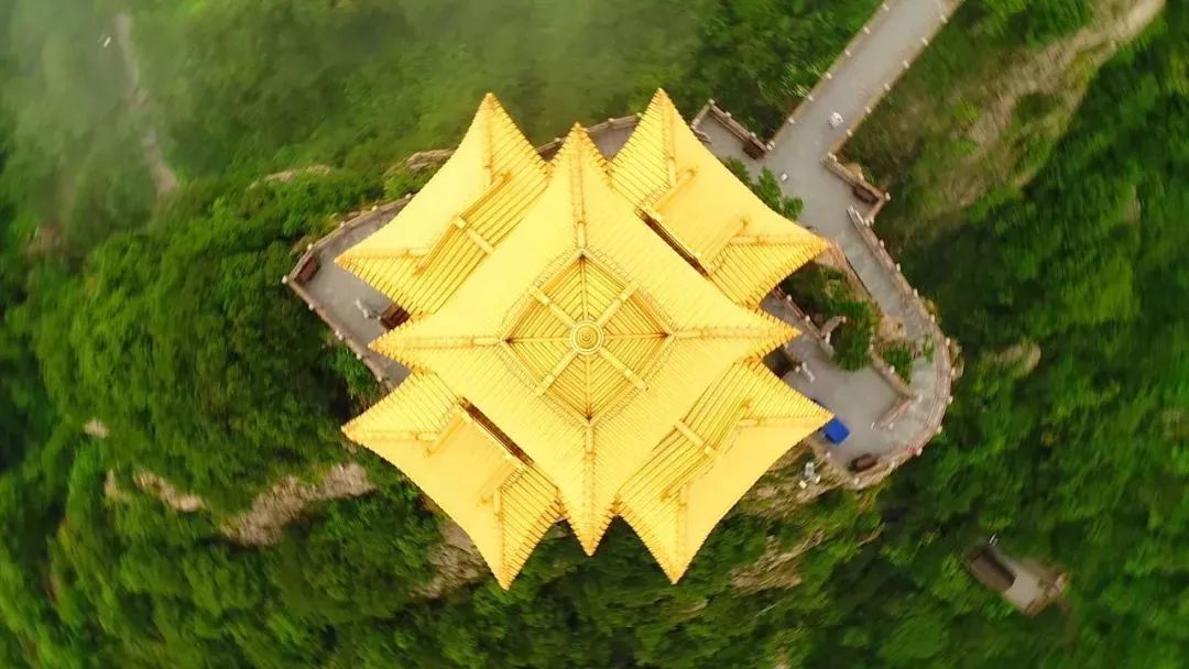 美到令人窒息的道教第一山