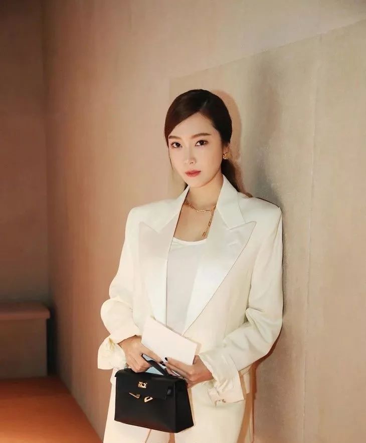 白羊座郑秀妍买爱马仕什么样?