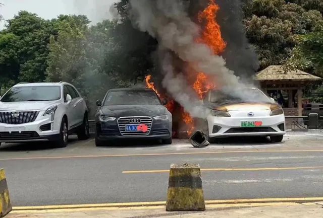 一场自燃,会把最有希望反击特斯拉的广汽新能源给"浇灭"吗?