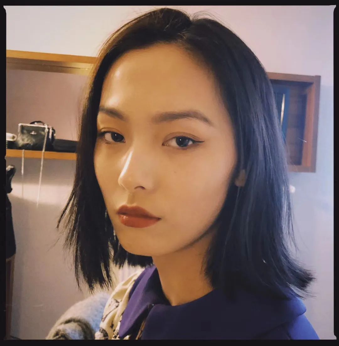 在高级厌世脸成为街头爆款的今天这几位初代厌世女正在不靠脸红出圈