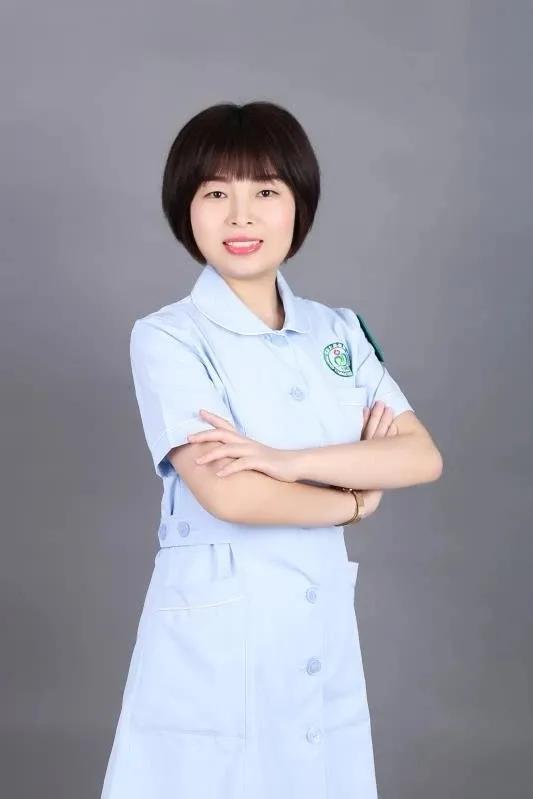 陈文君逼着自己优秀才能不负韶华