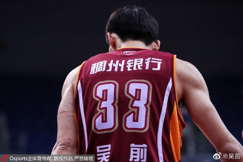 吴前已经成为浙江篮球的领袖。