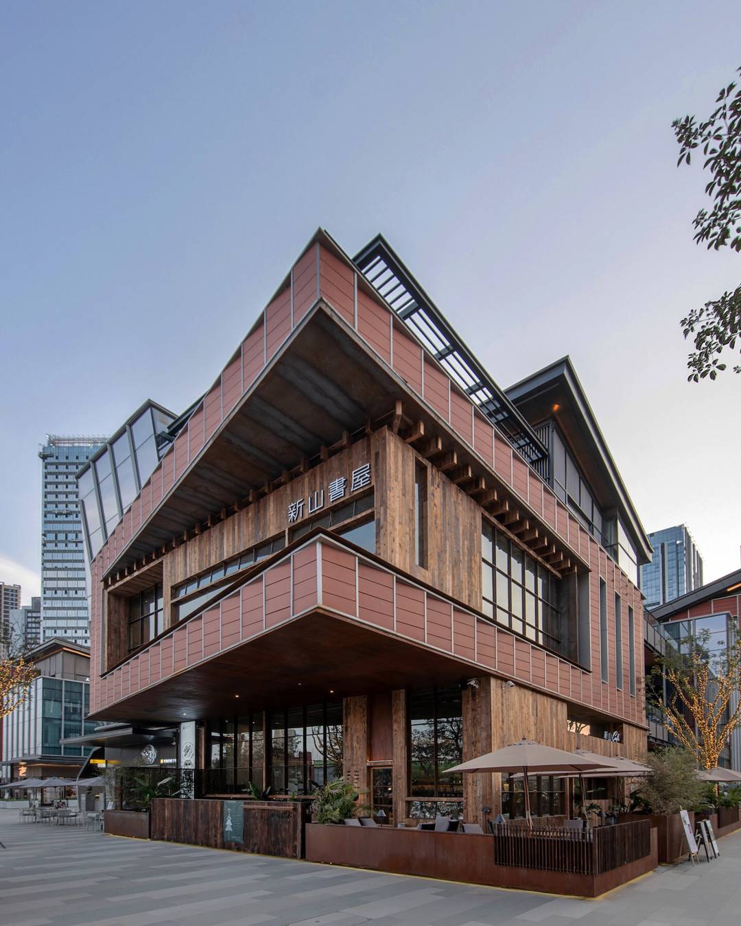 西西弗,方所,言几又,新山书屋,钟书阁,侘集·本屋,弘文书店,三联书店