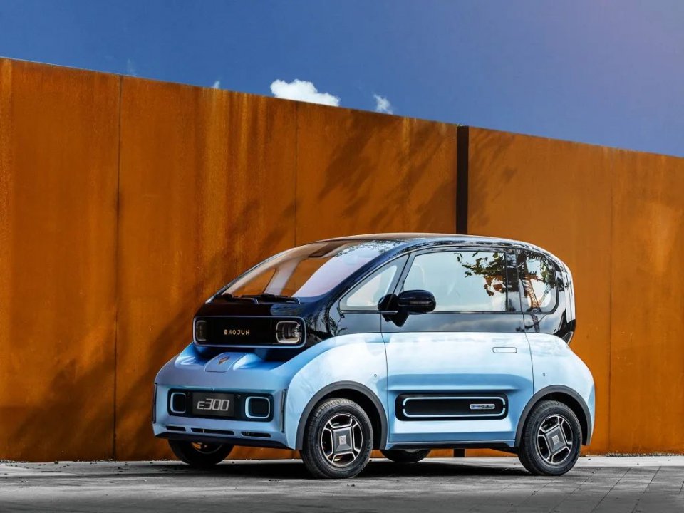 新宝骏e300起售648万元不一样的驾享乐趣