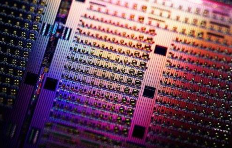 硅光：光通信突围关键技术__凤凰网