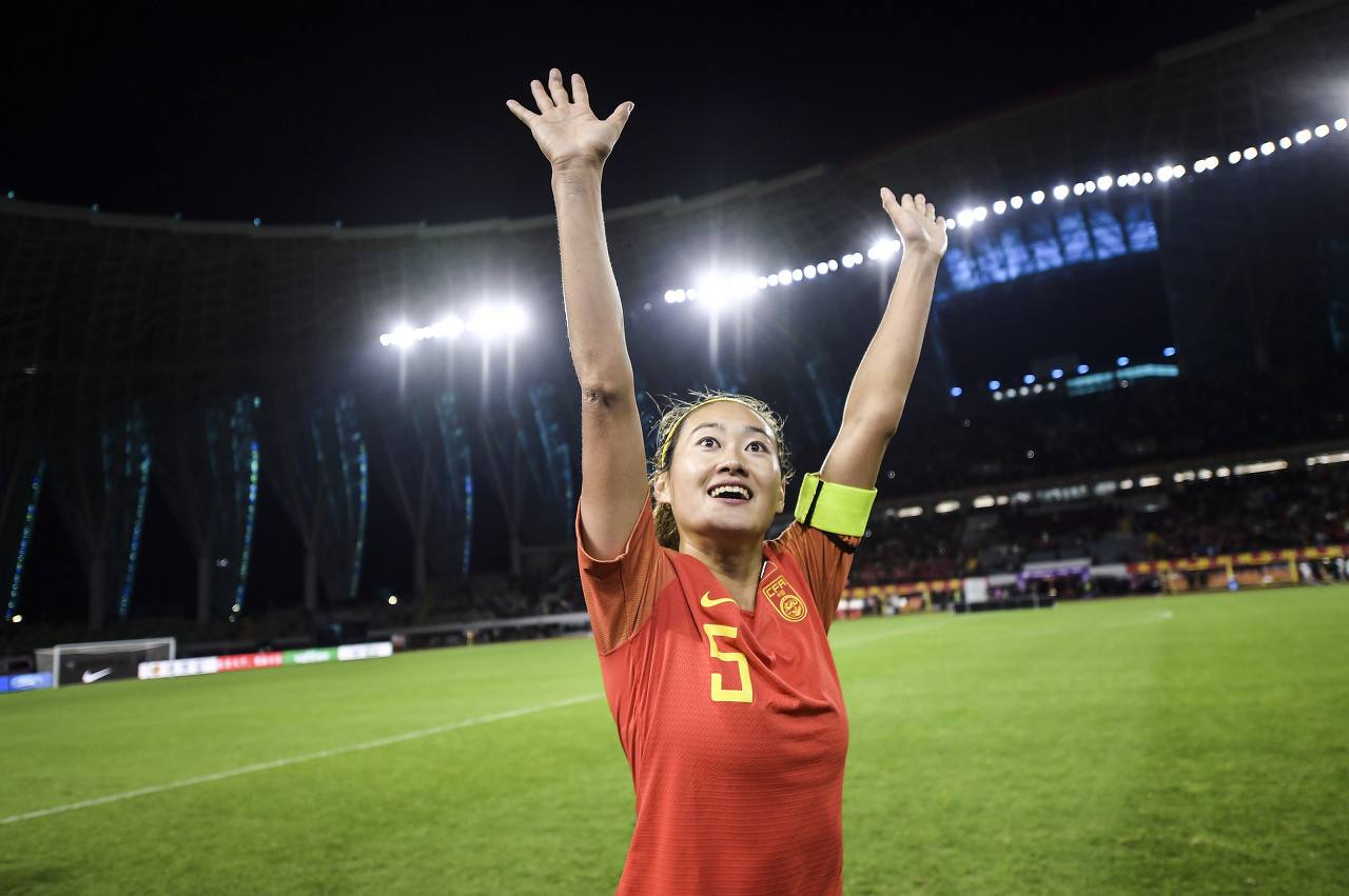 中国女足最美女队员图片