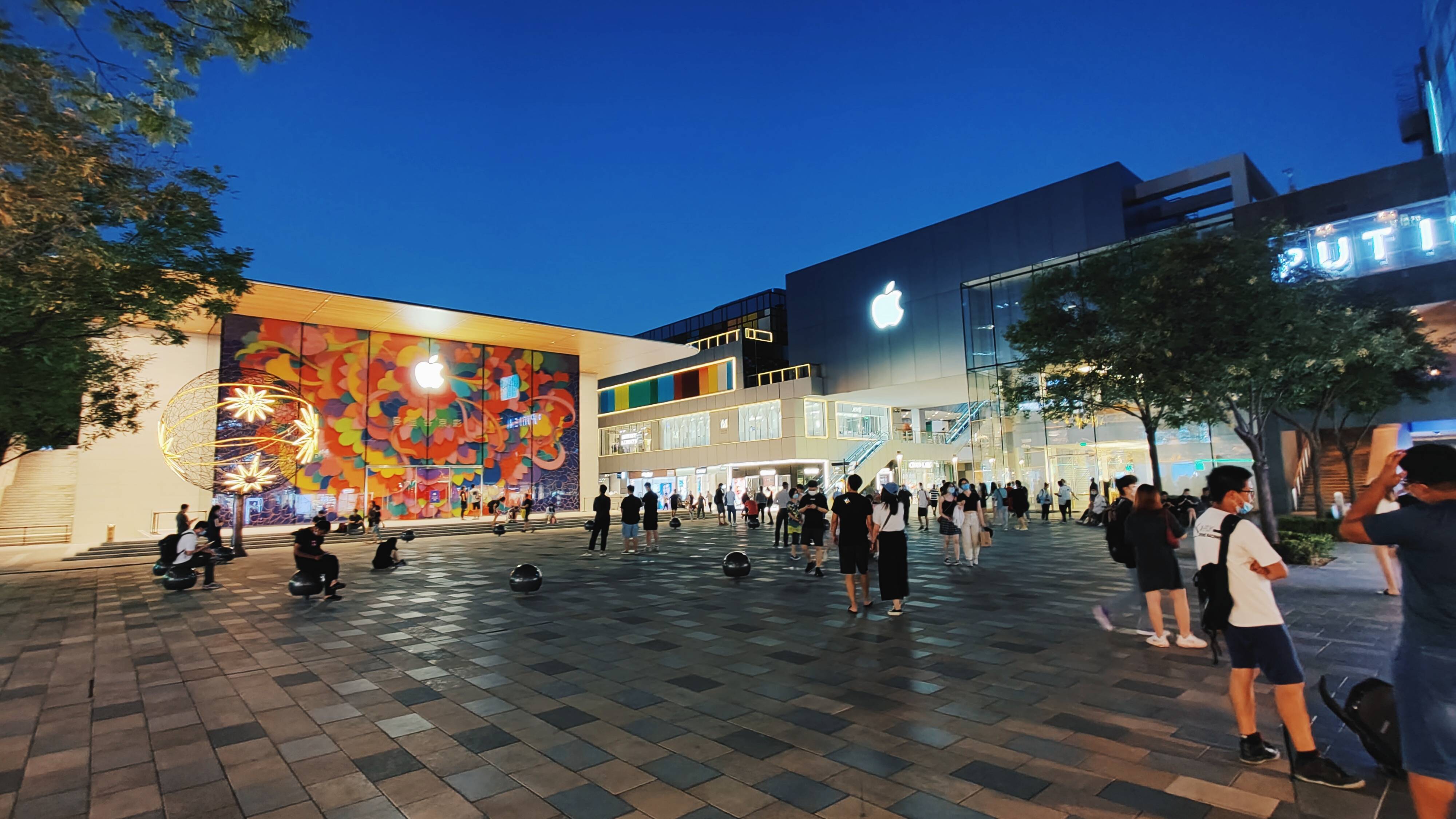 中国第一家applestore关了它在50米之外焕然新生