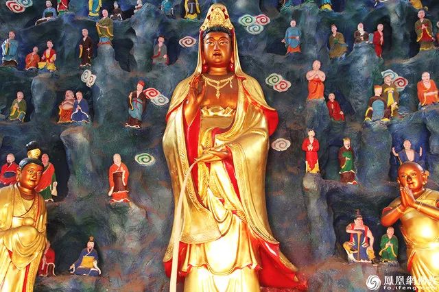 湖北咸宁大乘禅寺观世音菩萨.