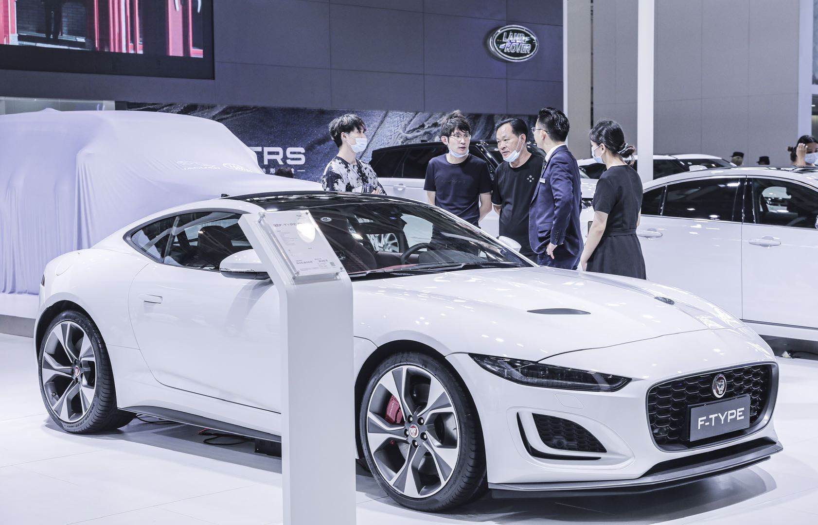 路虎卫士110领衔 亮相2020南京国际车展