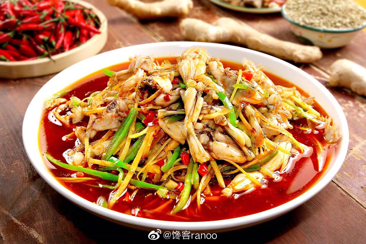 香辣干锅田鸡,超下酒神器,自然香气让你欲罢不能,总想喝两口!