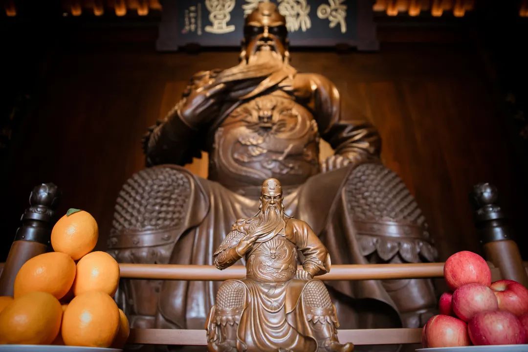圣像供奉 | 愿三途八难俱离苦,四恩三有尽沾恩__凤凰网