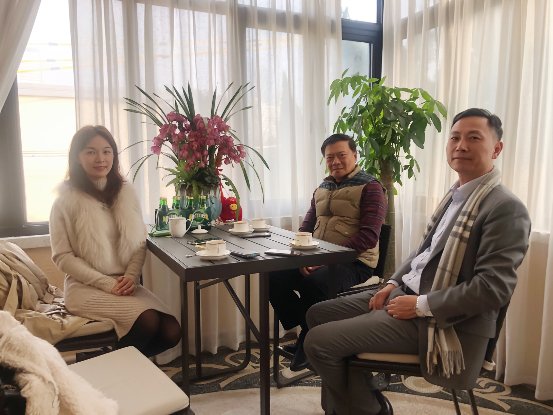 央行副行长谈gdp_央行副行长李明贵头像(3)