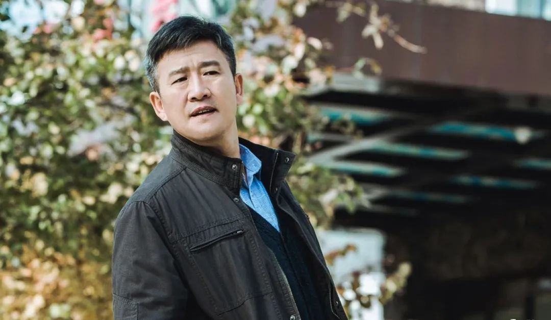 "大撒把"夏春生 .