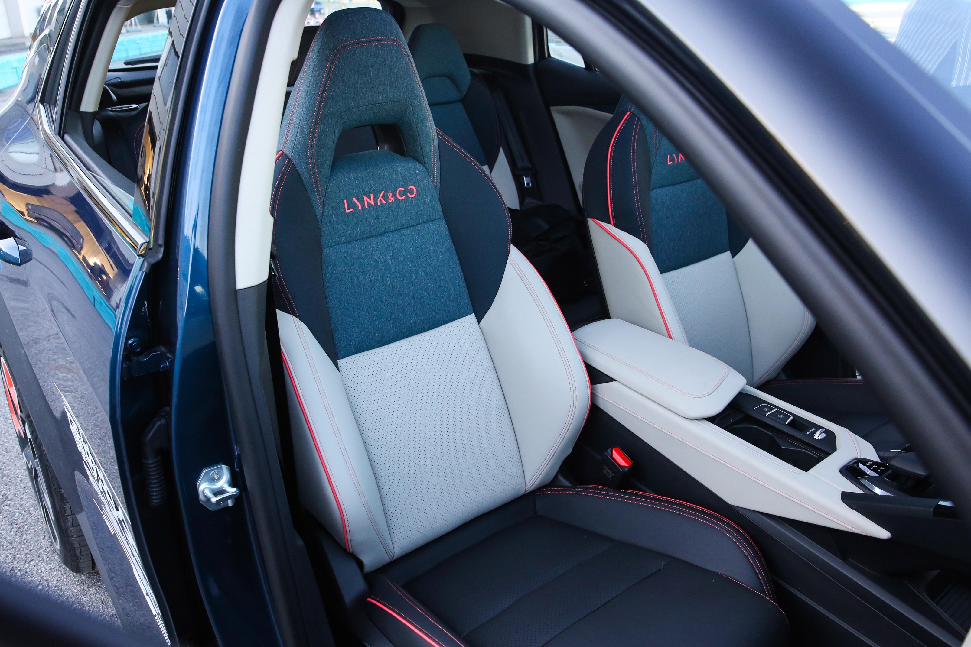 试驾领克06或许是同级品质感最好的小型suv