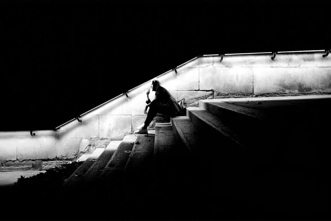 为什么依然有很多人钟爱200年前就出现的黑白摄影看完明白了