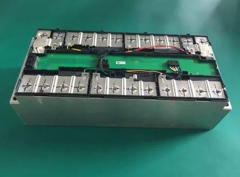 比亚迪"刀片电池"正式发布,首先搭载比亚迪汉