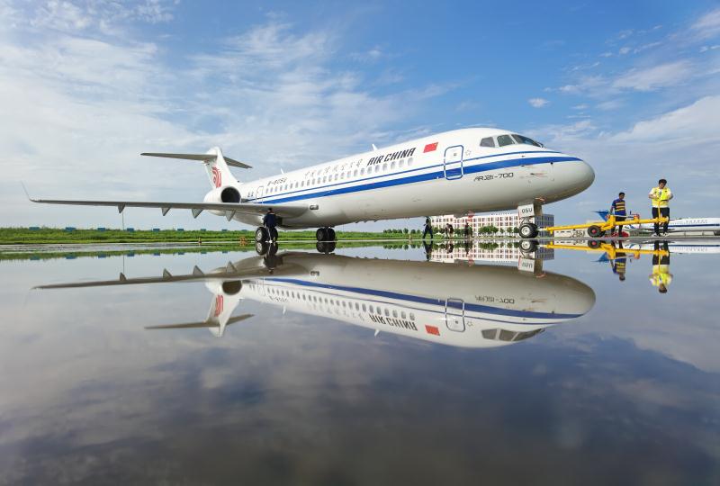 arj21首飞图片