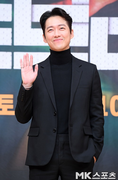 南宫珉方面"因预定日程,不参加《棒球大联盟》褒奖休假"