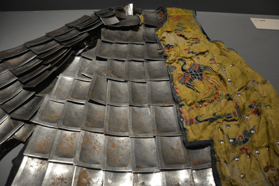 选布面甲不要铁札甲？明朝中后期铠甲风格突变，究竟是啥原因？_凤凰网