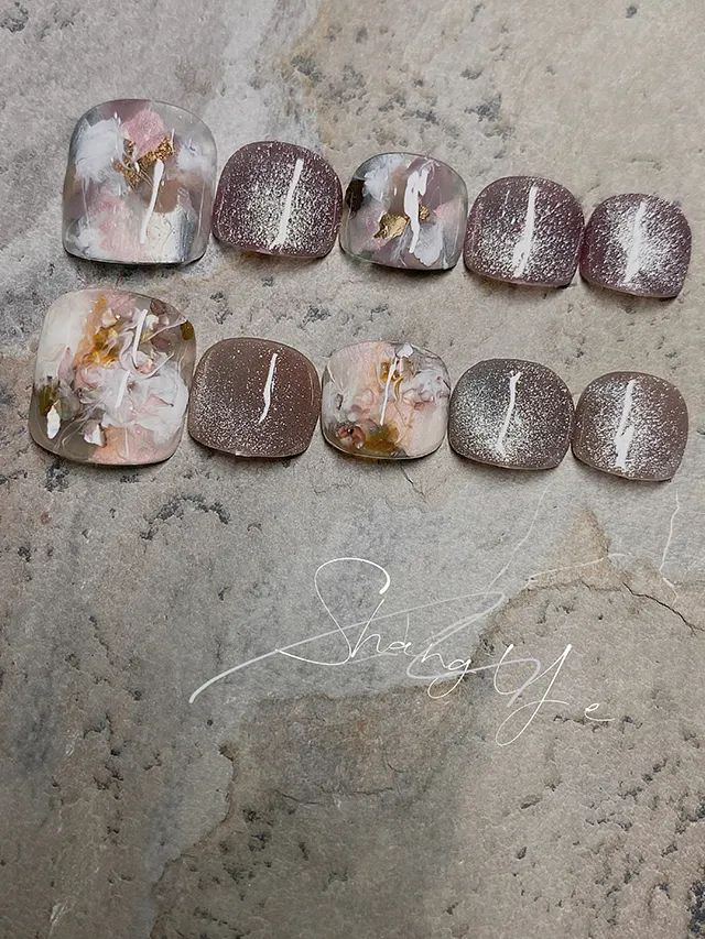 美甲多色晕染款式分享__凤凰网