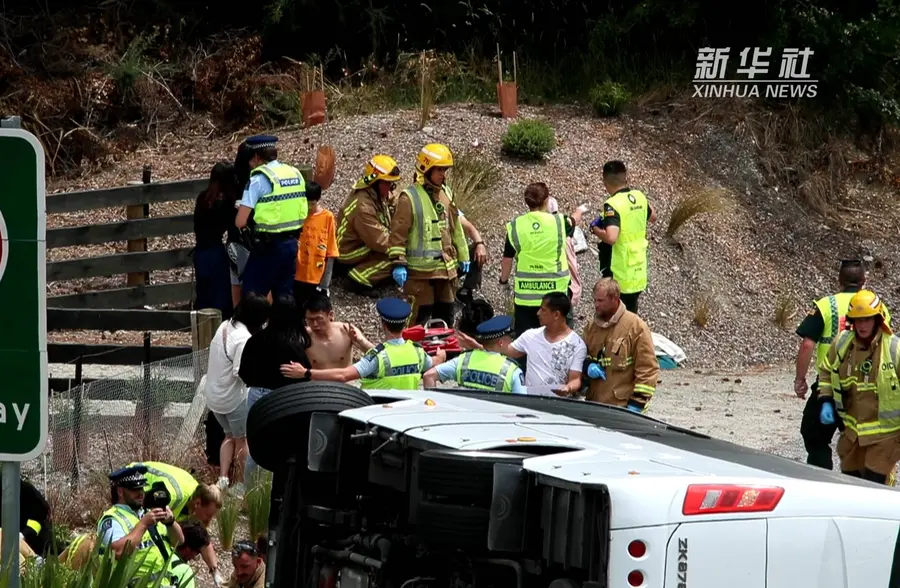 记者连线 | 新西兰交通事故最新情况