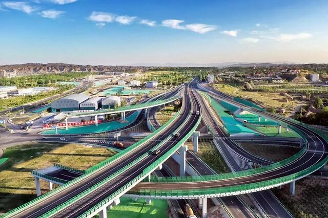 两翼连景中兰州新区北绕城快速路全线贯通