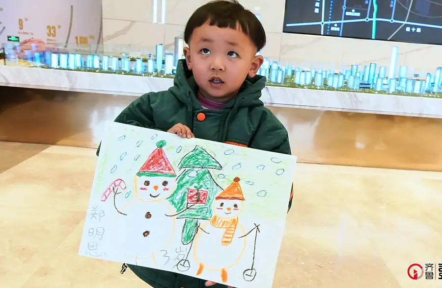 “齐鲁星少年”少儿书画笔会在济南远大购物广场绚丽描绘暖冬