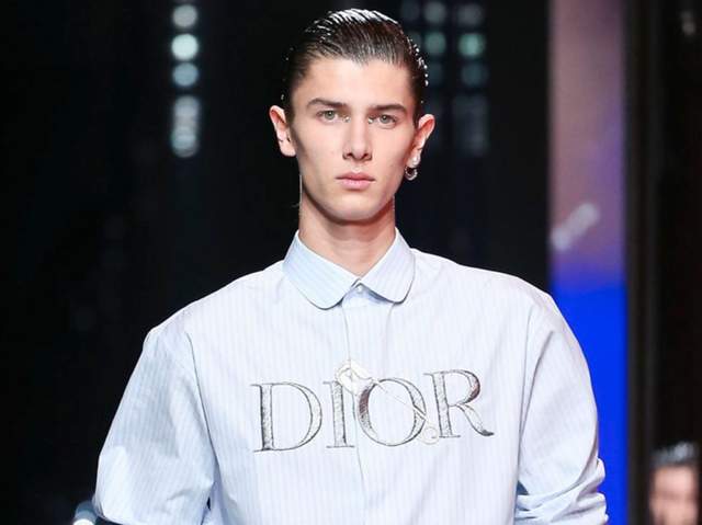 为迪奥"转行男模",王俊凯和陈飞宇谁更有看头?