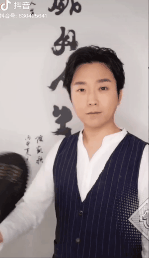 李玉刚为什么想红