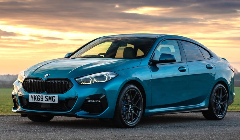 宝马2系轿跑版上市,2.0t压榨306匹马力,4.9秒破百