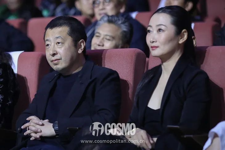 首部电影《站台》在威尼斯大放异彩,这并没改变赵涛的生活.