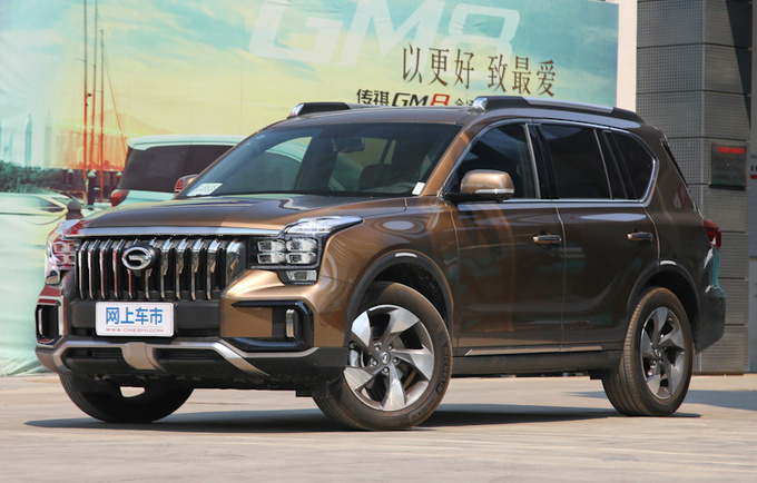 广汽传祺小号gs81558万起最强20t远超长安cs75plus