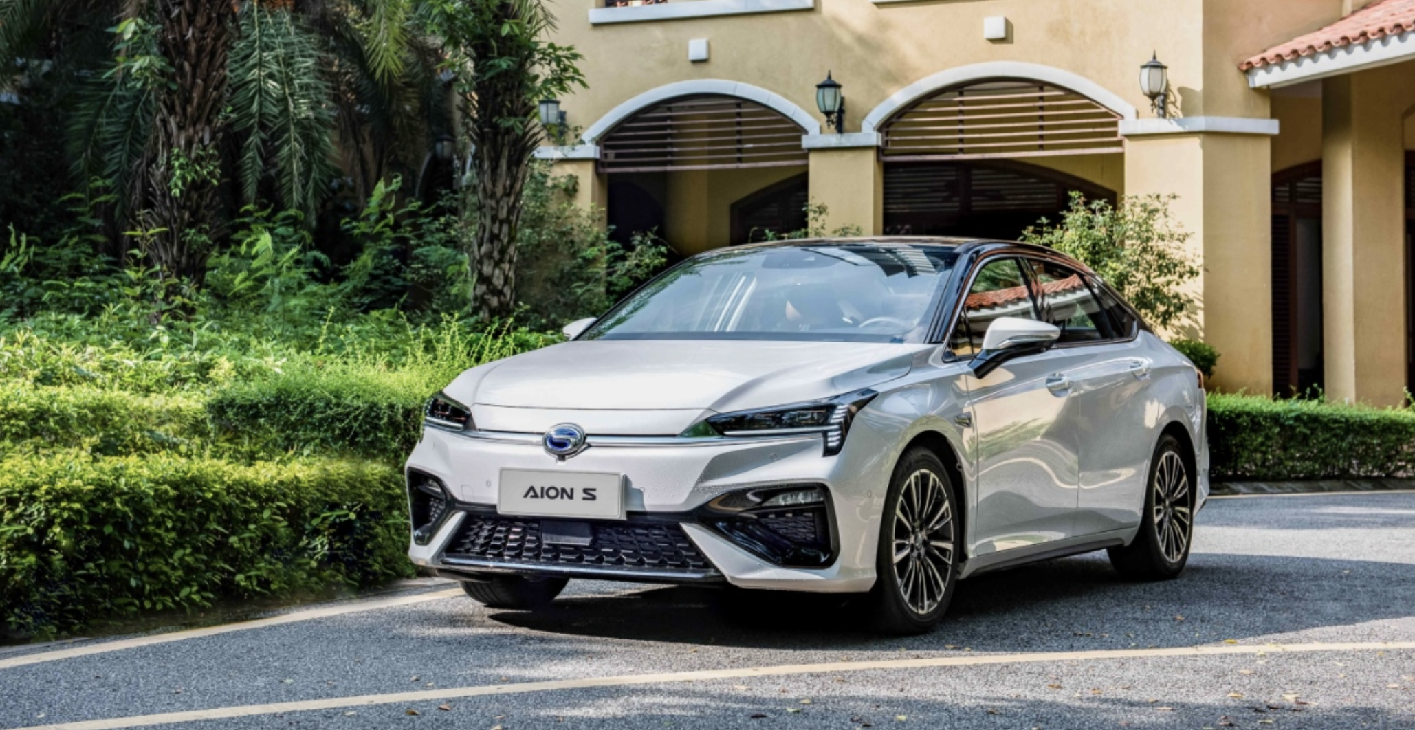 13982058万元2020款广汽新能源aions上市