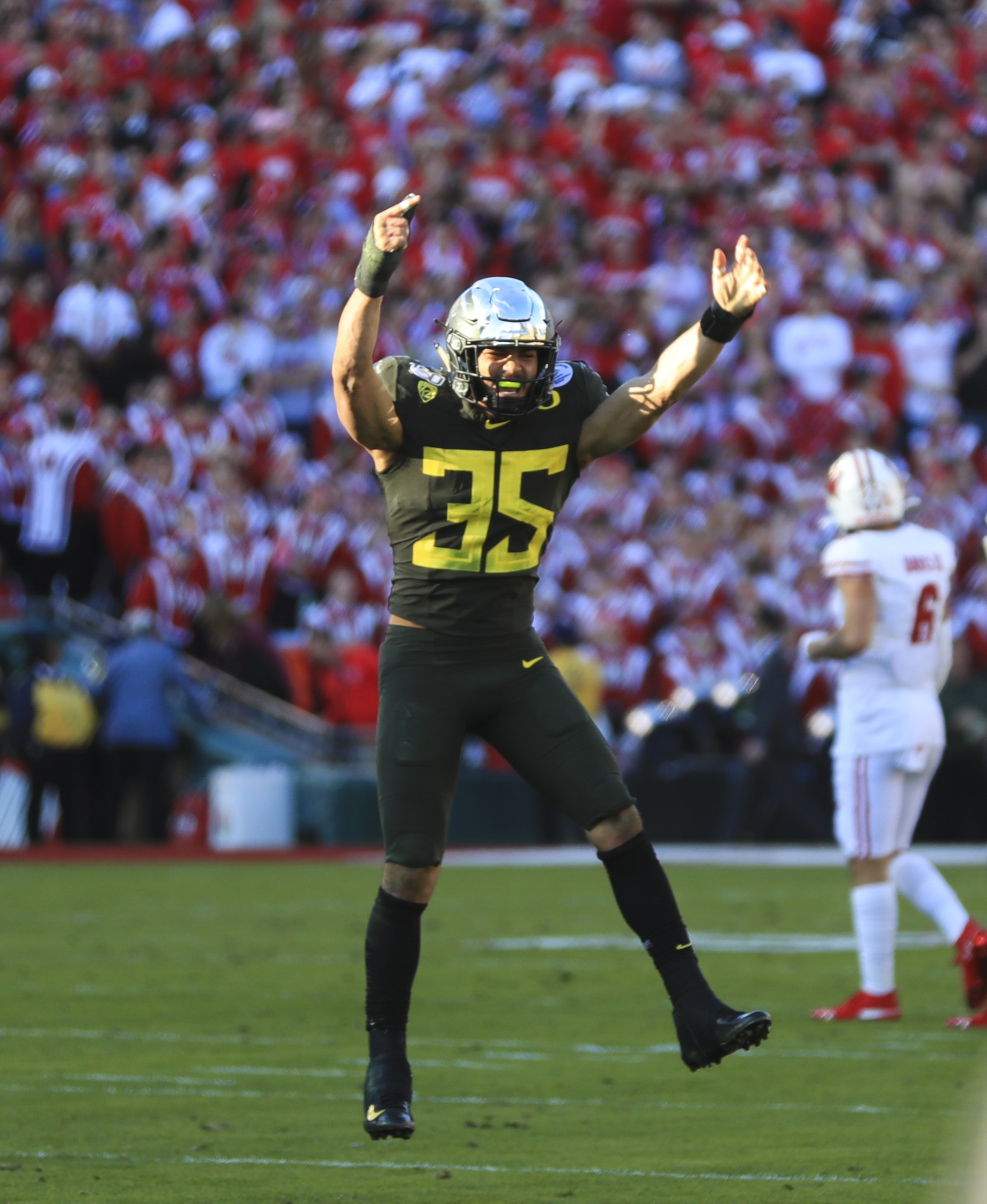 橄榄球玫瑰碗美式橄榄球赛在帕萨迪纳举行