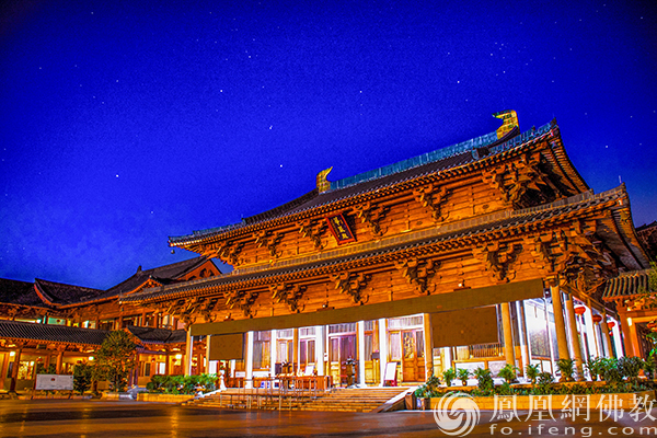 花都华严寺华严殿(图片来源:凤凰网佛教 摄影:花都华严寺)