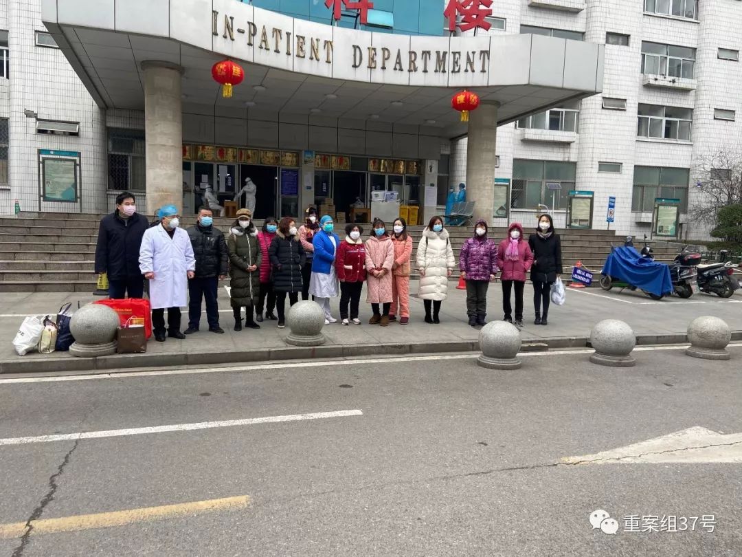 湖北鄂州战“疫”：百名离退休医护人员重返一线抗疫