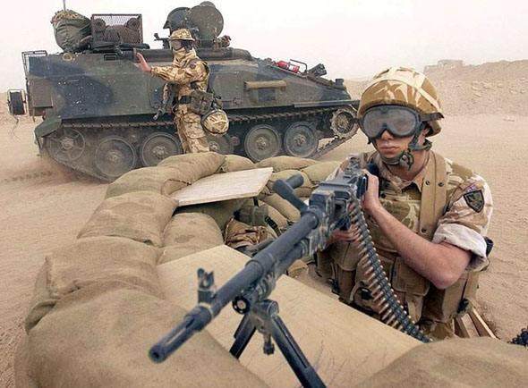 伊拉克的英军士兵