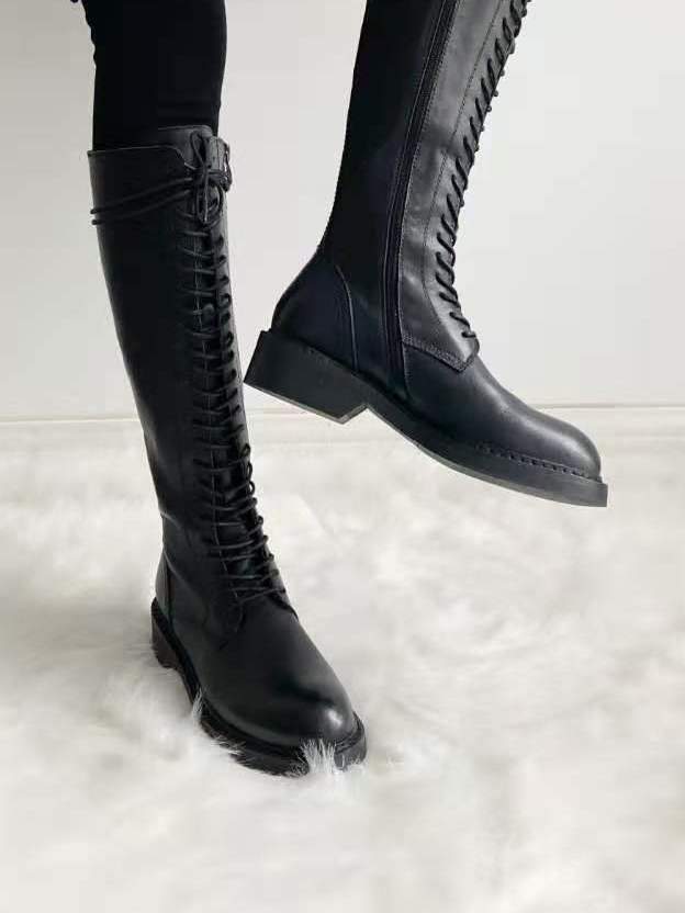 谁说好看的靴子一定难穿,这4双可以闭眼买!