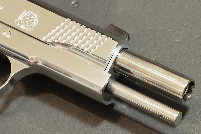 枪本体用marui meu即可,装好后的感觉相当精美