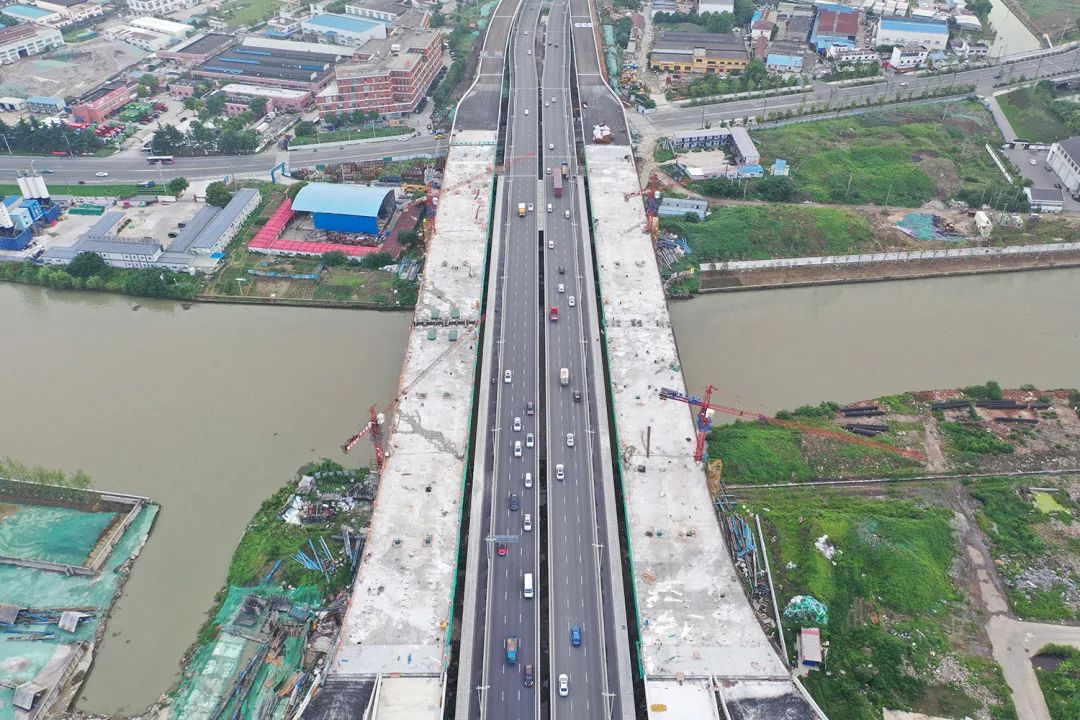 南湖路高架桥跨京杭大运河桥并进入通车倒计时!