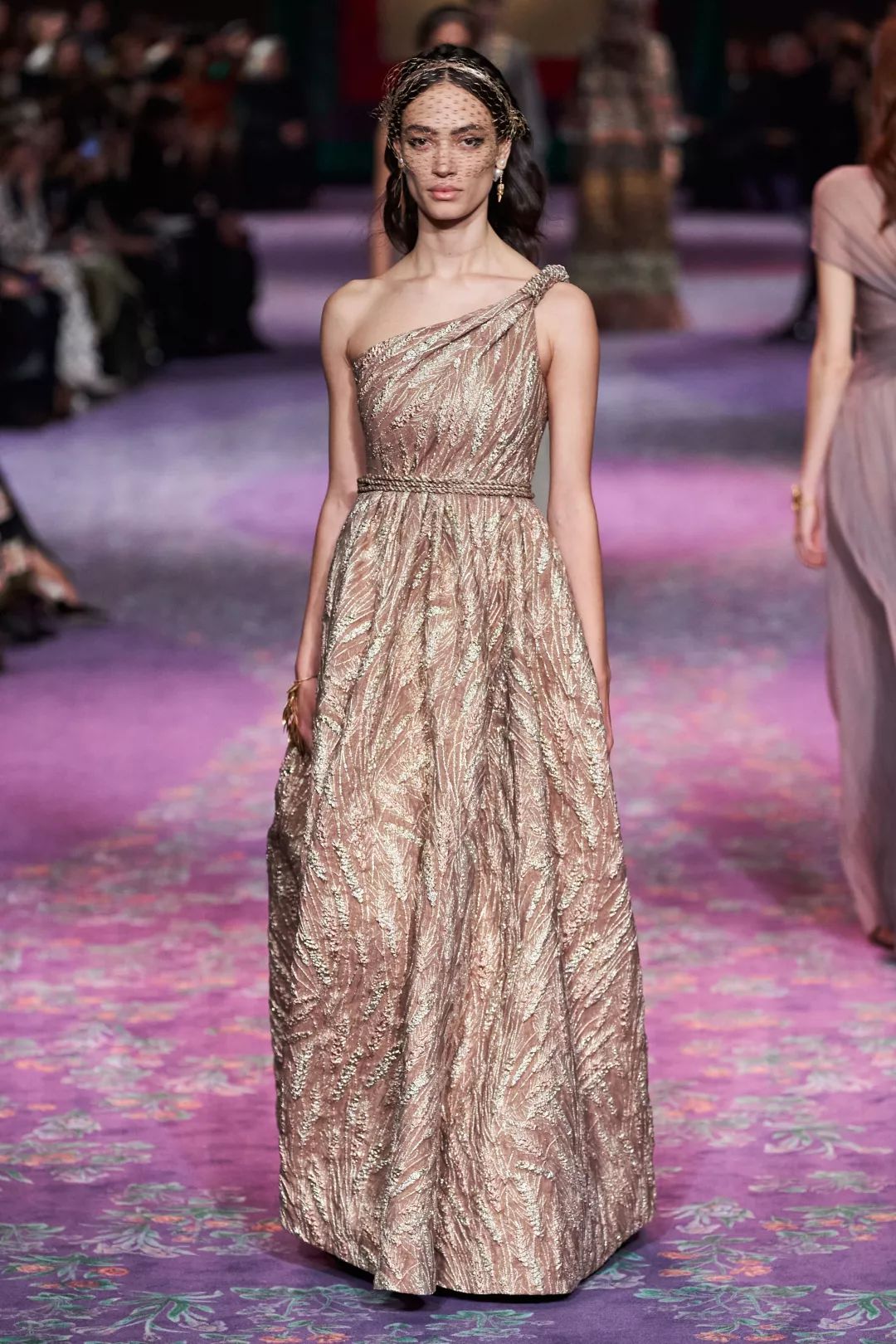 dior2020春夏古希腊古罗马元素碰撞现代版的神话新柏拉图式的美