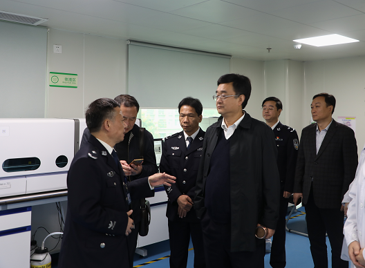 监狱两百人感染山东监狱管理局原副局长王文杰涉玩忽职守被立案