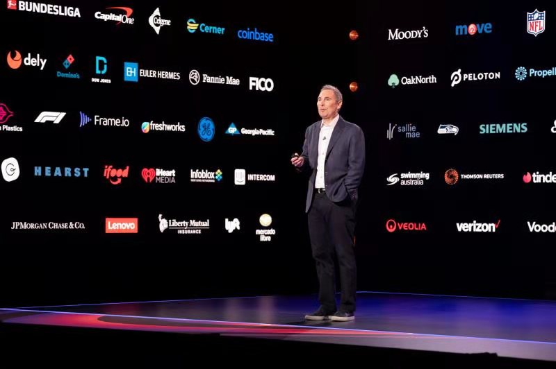 AWS首席执行官安迪·杰西(Andy Jassy)进行了长达3小时的主题演讲。