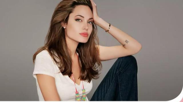 星盘的信封格局:朱莉叛逆灵魂驱使下的一生不羁