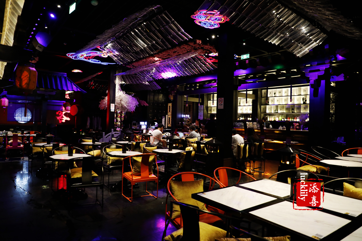 新店不喝酒也依样令你风情万种的啤客丨国潮烧烤串吧