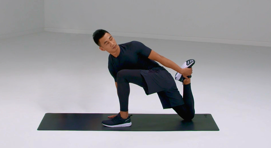 久坐必学——大腿前侧跪式拉伸