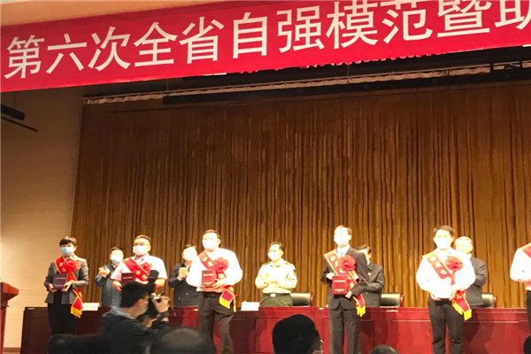 河南开封【丰羽行动】开封市志愿者协会手语工作室两位