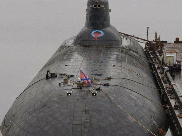 台风级核潜艇上的消声瓦